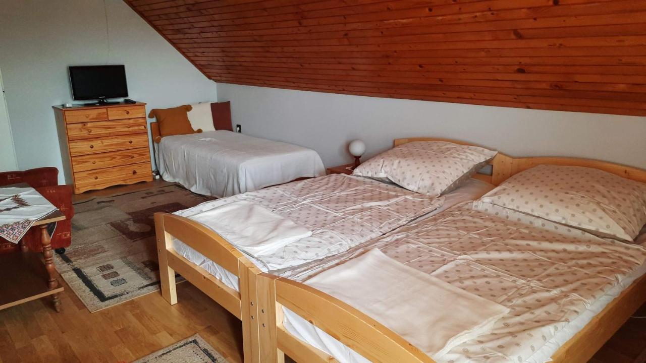 Magdalena Haz Apartment Balatonlelle Luaran gambar