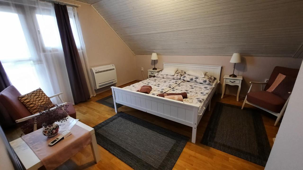 Magdalena Haz Apartment Balatonlelle Luaran gambar